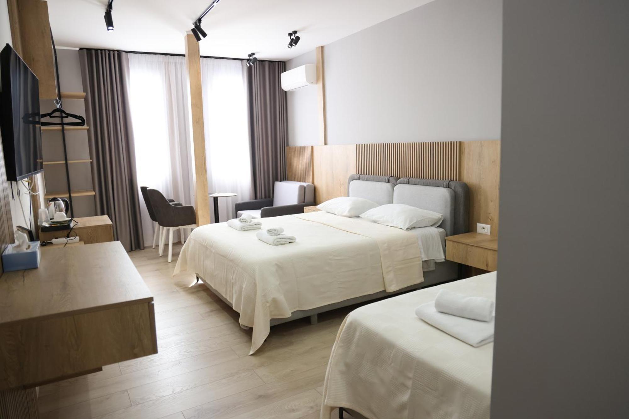 Sol Hotel Шкодер Экстерьер фото