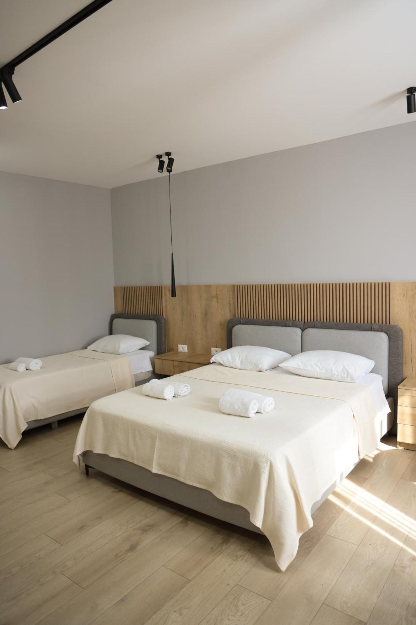 Sol Hotel Шкодер Экстерьер фото