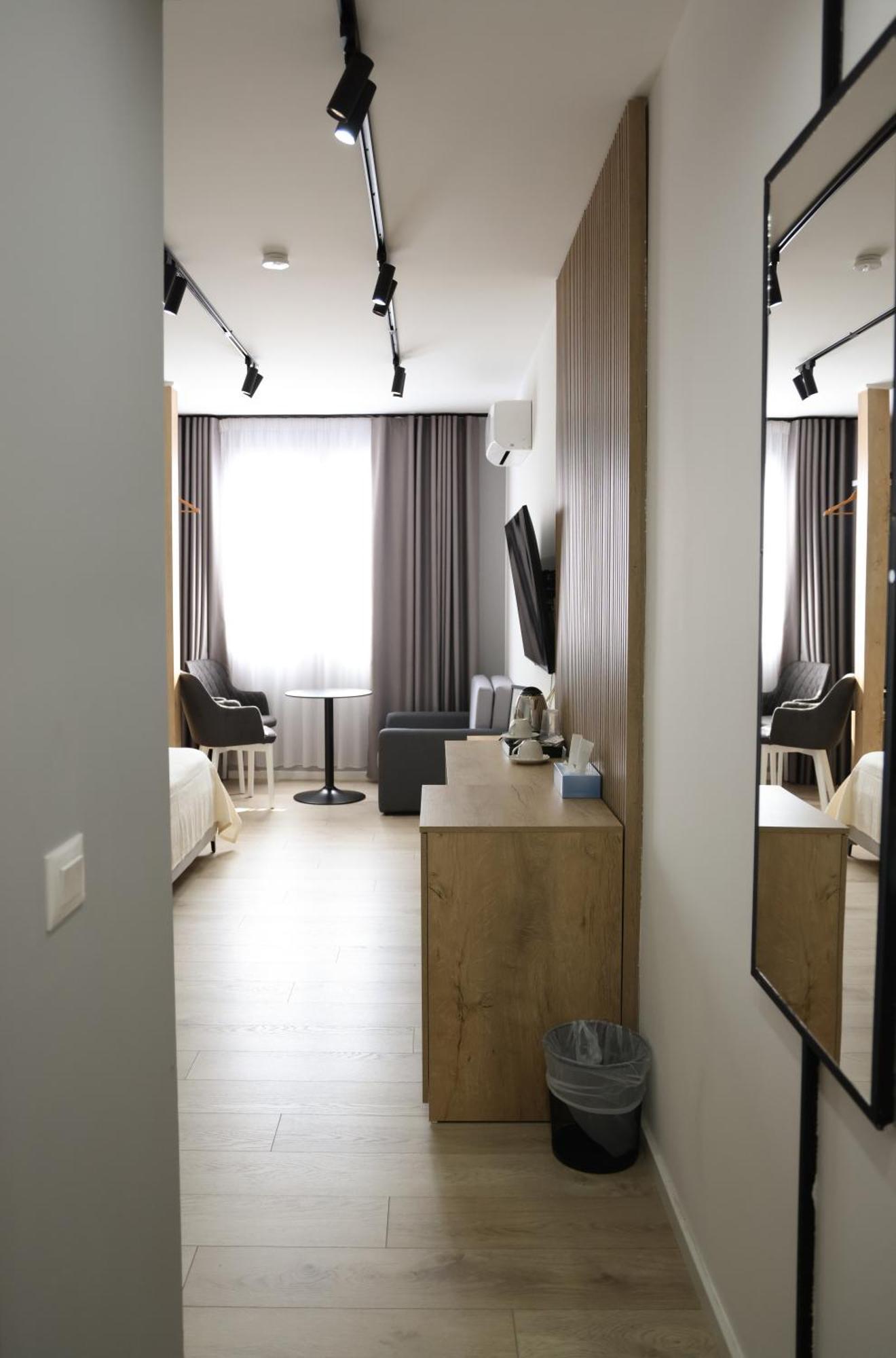 Sol Hotel Шкодер Экстерьер фото